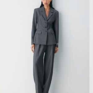 Aritzia Babaton Standout Blazer heather charcoal 4